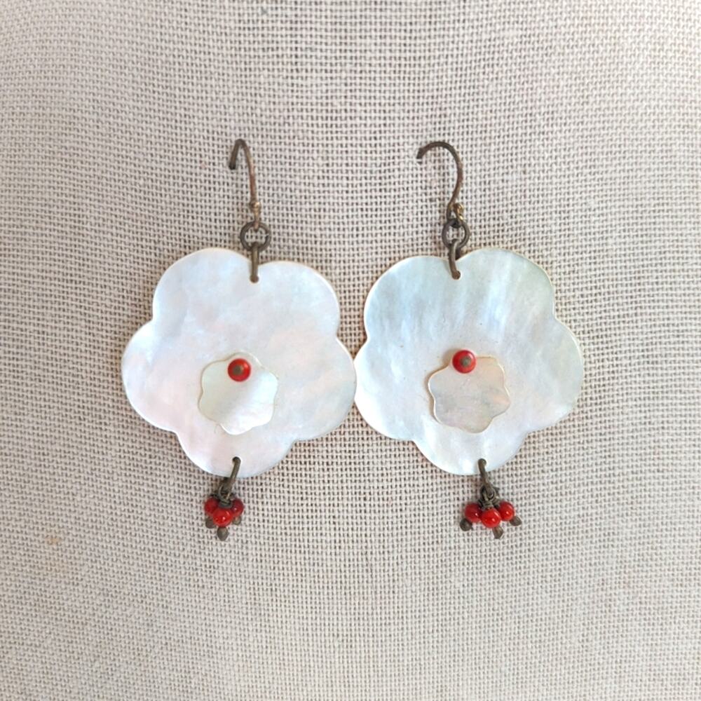 Vintage Mother of Pearl Shell Floral Flower Beaded Hook Boho Earrings